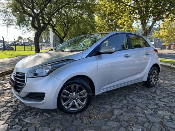 HYUNDAI HB20 1.0 COMFORT 12V FLEX 4P MANUAL